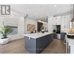 Kitchen - 260 Dewhurst Boulevard N, Toronto, ON M4J3K8 Photo 16