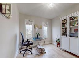 245 Orr Drive, Bradford West Gwillimbury, ON L3Z0S3 Photo 25