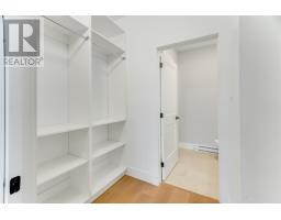 28 Tulip Ridge Boulevard thumbnail 12