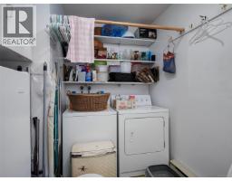 2045 Winmeadow Pl, Sidney, BC V8L4S3 Photo 16