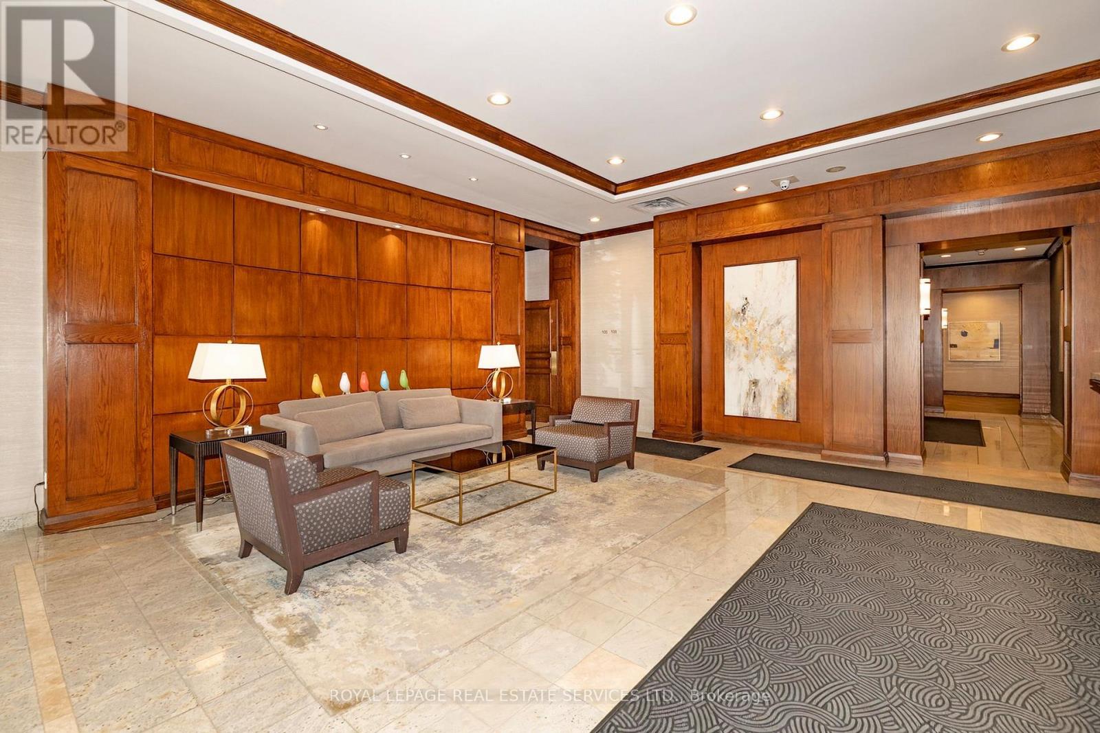 #212 195 MERTON STREET - 16
