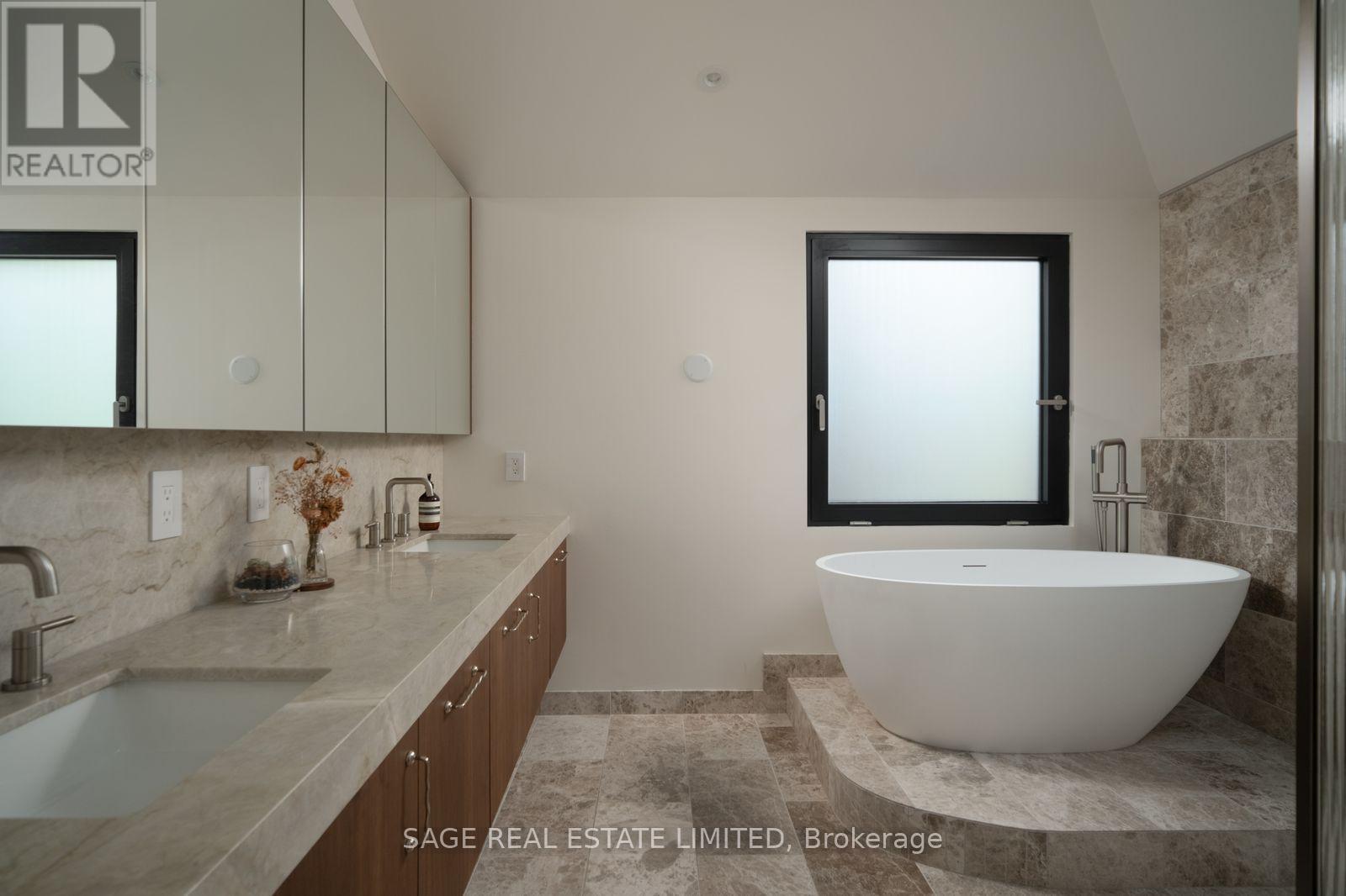 47 DELAWARE AVENUE - Image 32