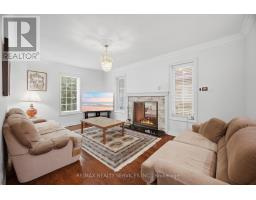 8 Riverbank Road, Brampton, ON L6R2H6 Photo 18