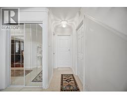 8 Riverbank Road, Brampton, ON L6R2H6 Photo 24