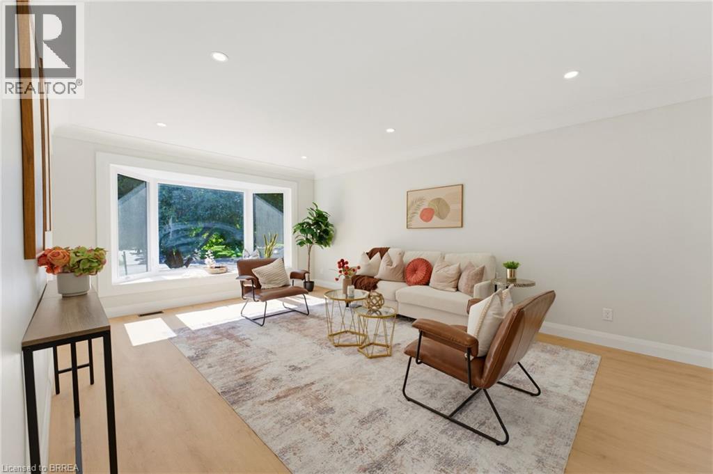 115 EVELYN Street - 7