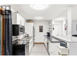 1354 Clear Lake Road, Minden Hills, ON K0M2L1 Photo 15