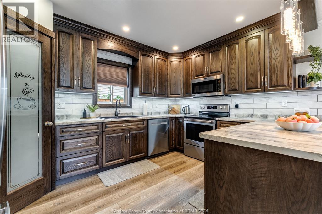 56 Foster STREET - 8