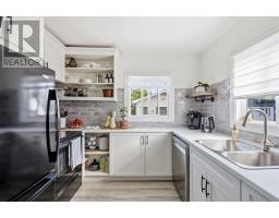 Laundry room - 68 Willow Ave, Sault Ste  Marie, ON P6B5B2 Photo 11