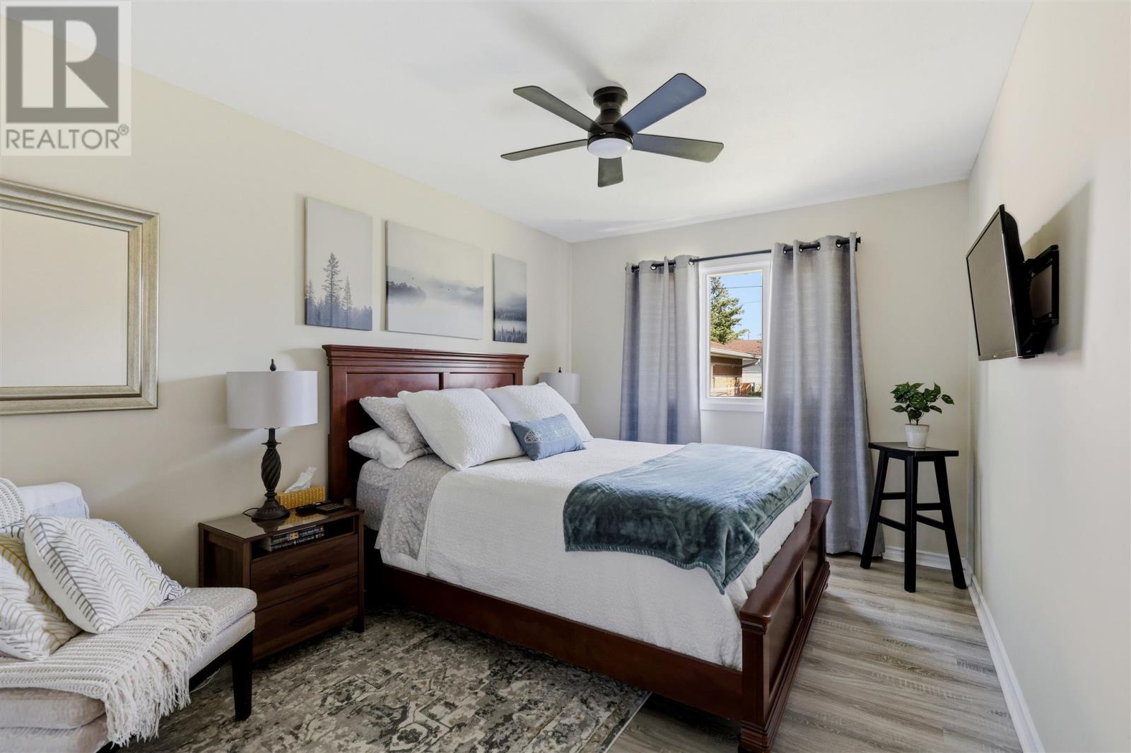 68 Willow AVE - Image 13
