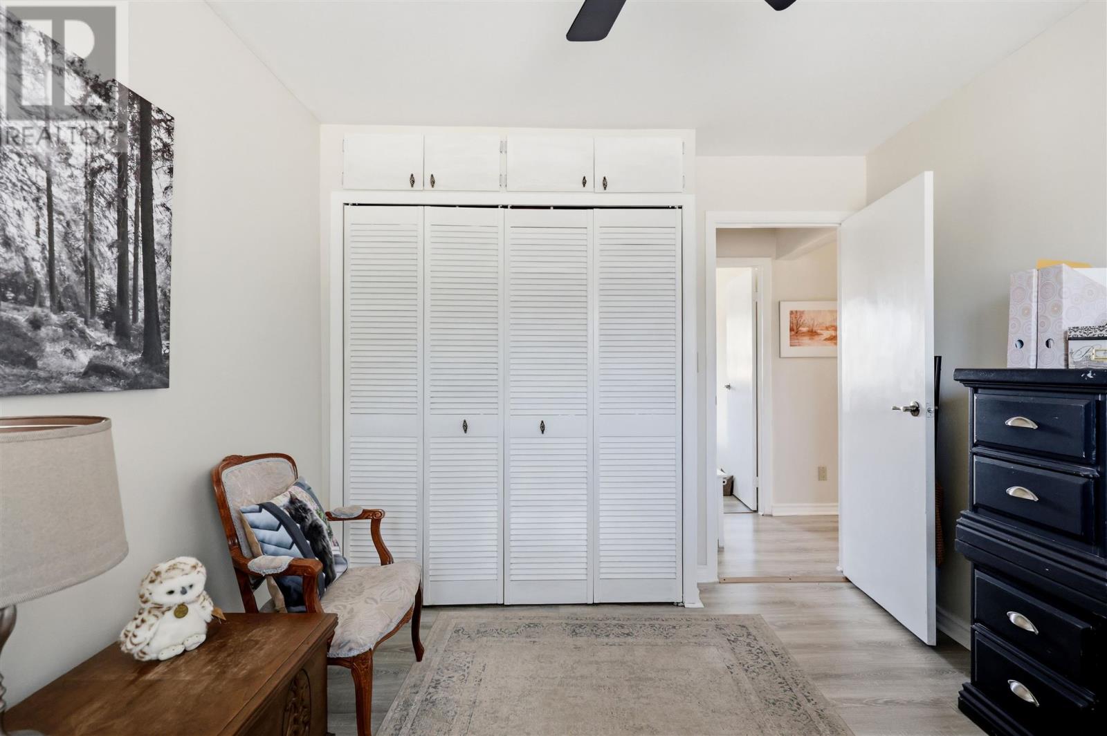 68 Willow AVE - Image 17