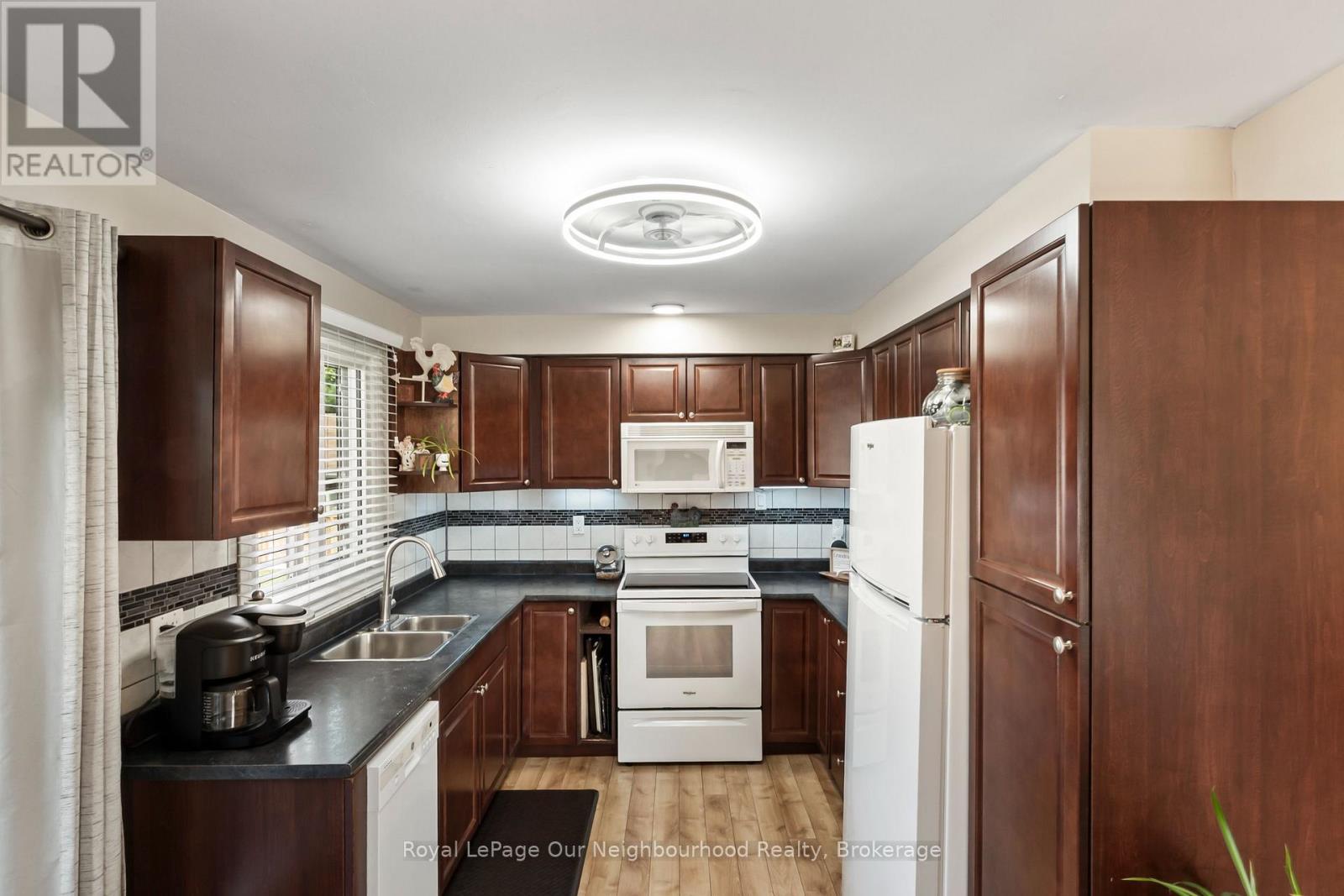 990 Renaissance Drive, Oshawa, ON photo 20