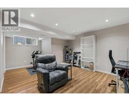 33 Legacy Gate SE - photo 34