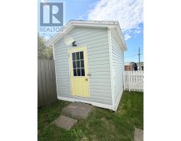 69 Elizabeth Avenue thumbnail 3