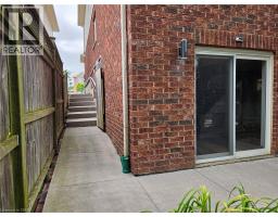 709 Windflower Crescent, Kitchener, ON N2E4B3 Photo 6