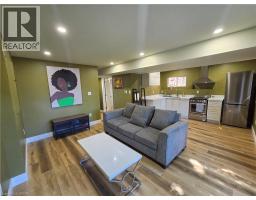 709 Windflower Crescent, Kitchener, ON N2E4B3 Photo 9
