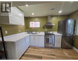 709 Windflower Crescent, Kitchener, ON N2E4B3 Photo 11