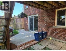 709 Windflower Crescent, Kitchener, ON N2E4B3 Photo 19