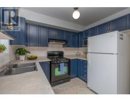 112 Wharhol Private, Ottawa, ON K2H1G6 Photo 15