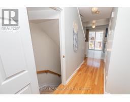 112 Wharhol Private, Ottawa, ON K2H1G6 Photo 29