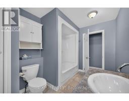 97 Deere Street, Welland, ON L3B2L7 Photo 14