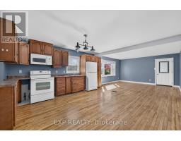Living room - 97 Deere Street, Welland, ON L3B2L7 Photo 7
