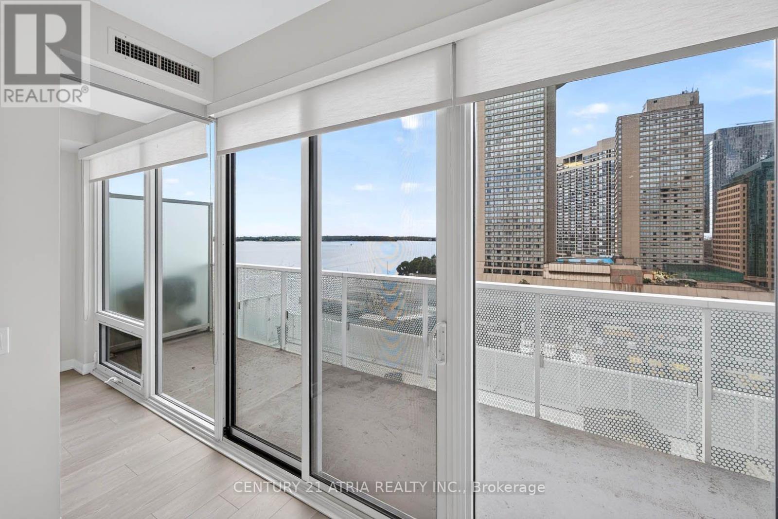 #1108 15 QUEENS QUAY E - 31