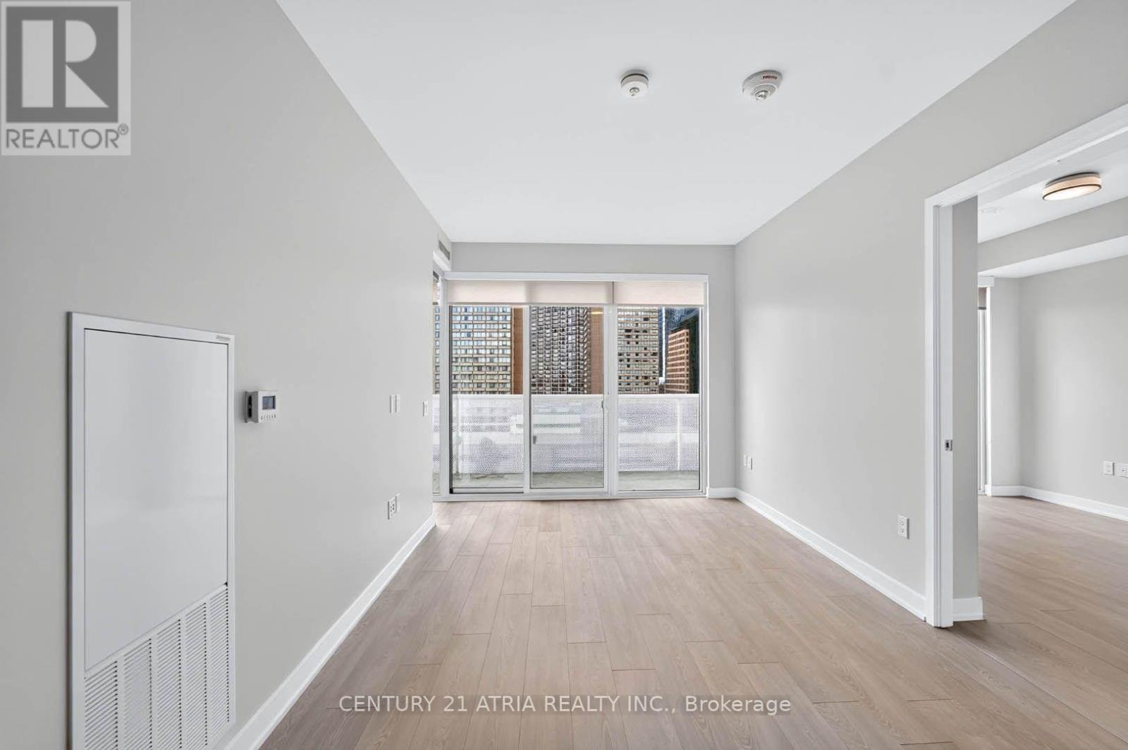 #1108 15 QUEENS QUAY E - 9