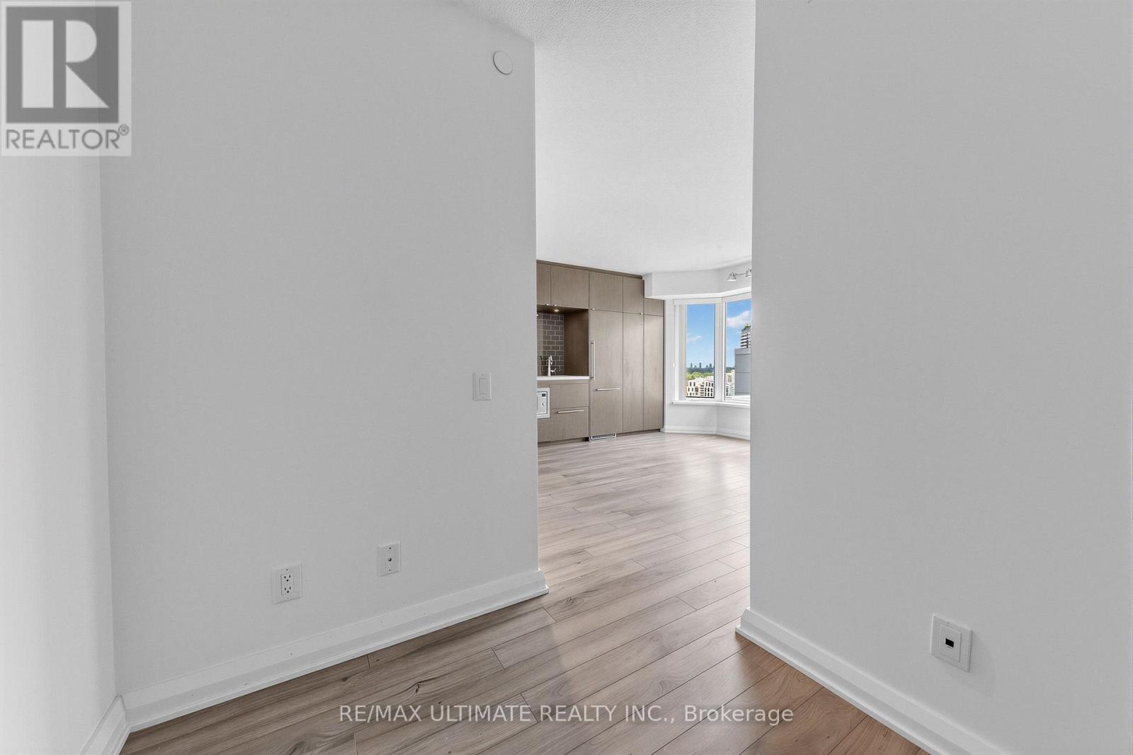 #1607 155 YORKVILLE AVENUE - 15