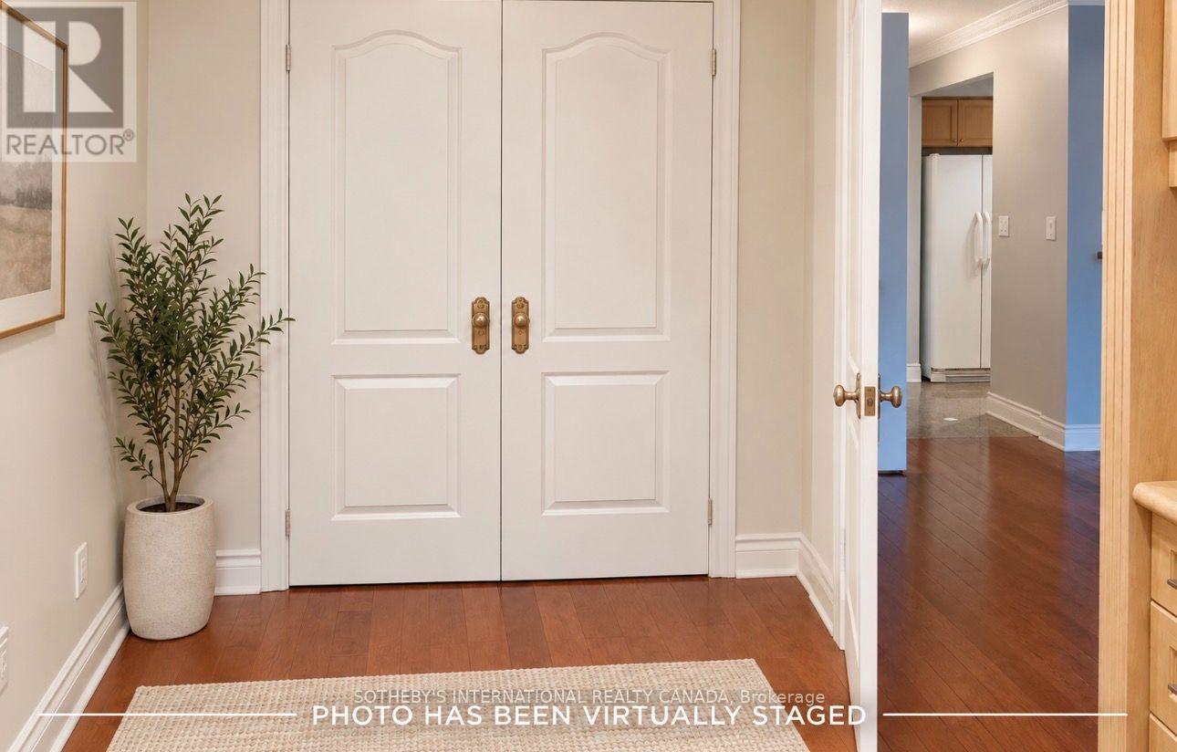 Photo of 404 - 800 SPADINA ROAD
