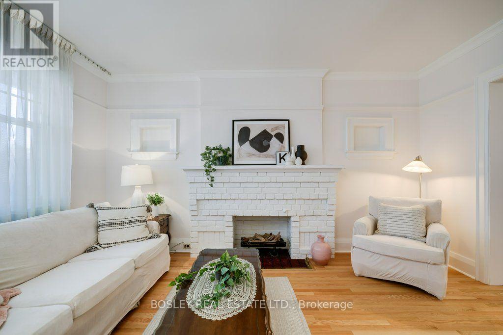 Photo of 247 MELROSE AVENUE