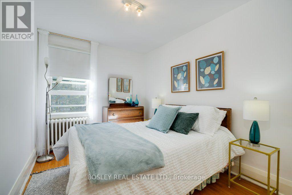 247 MELROSE AVENUE - 20