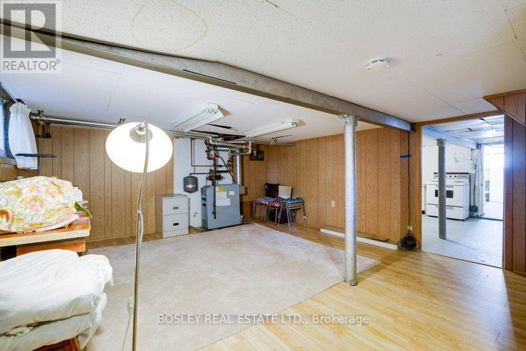 247 MELROSE AVENUE - 26