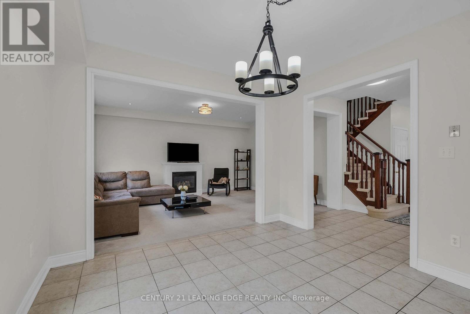 1530 Rockaway Street East, Oshawa, ON photo 12