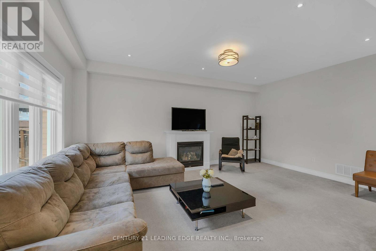 1530 Rockaway Street East, Oshawa, ON photo 13