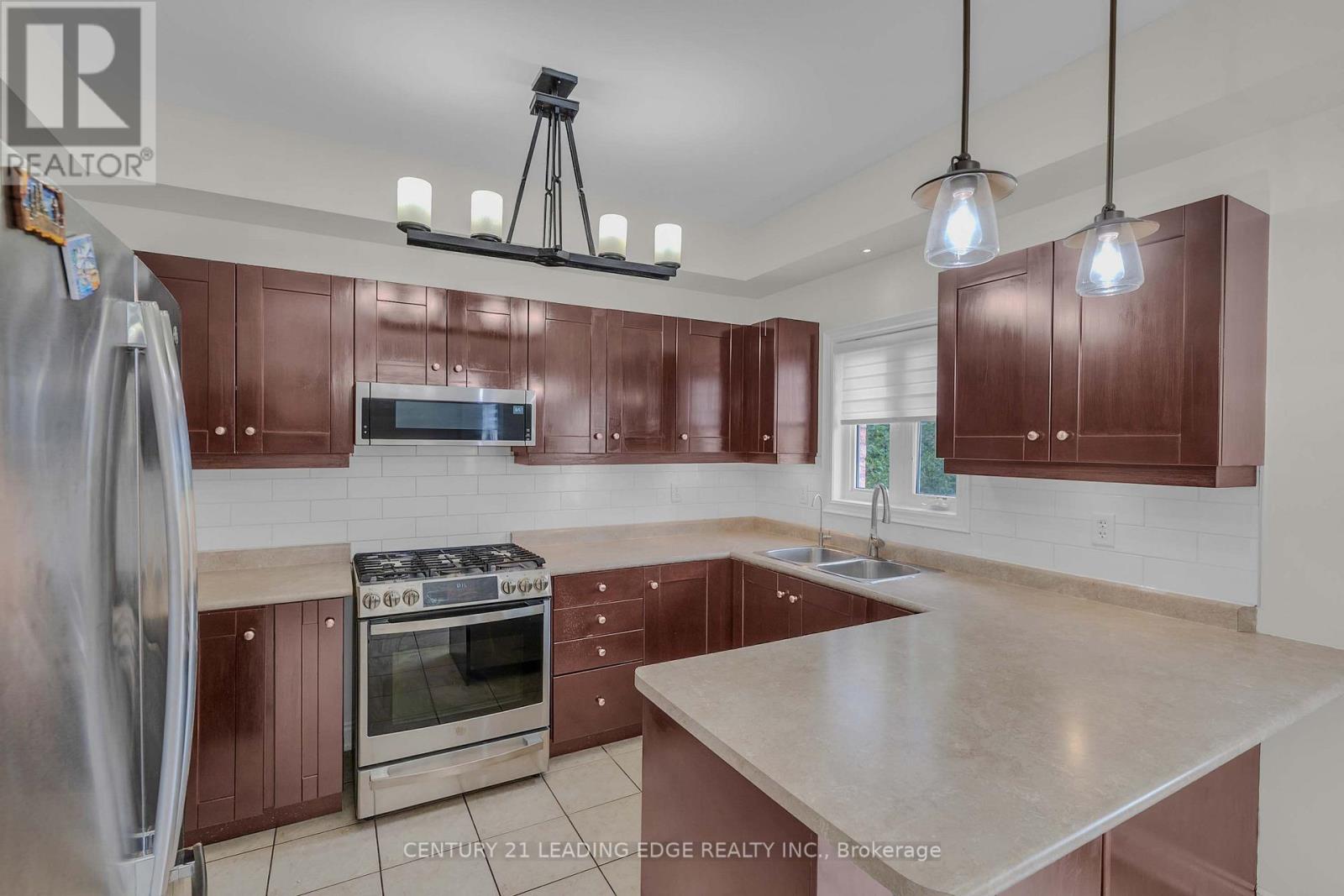 1530 Rockaway Street East, Oshawa, ON photo 17