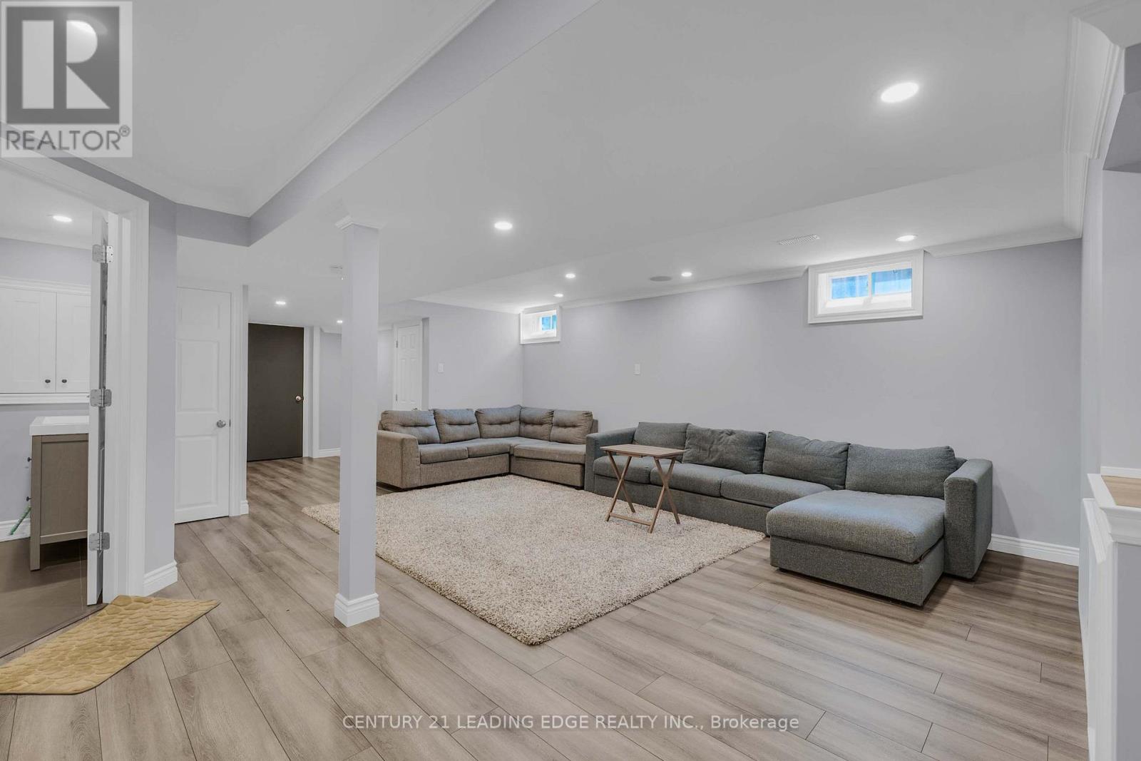 1530 Rockaway Street East, Oshawa, ON photo 37