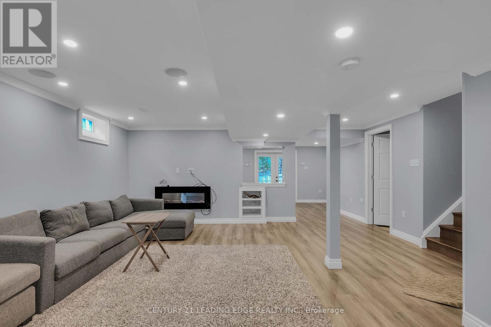 1530 Rockaway Street East, Oshawa, ON photo 39