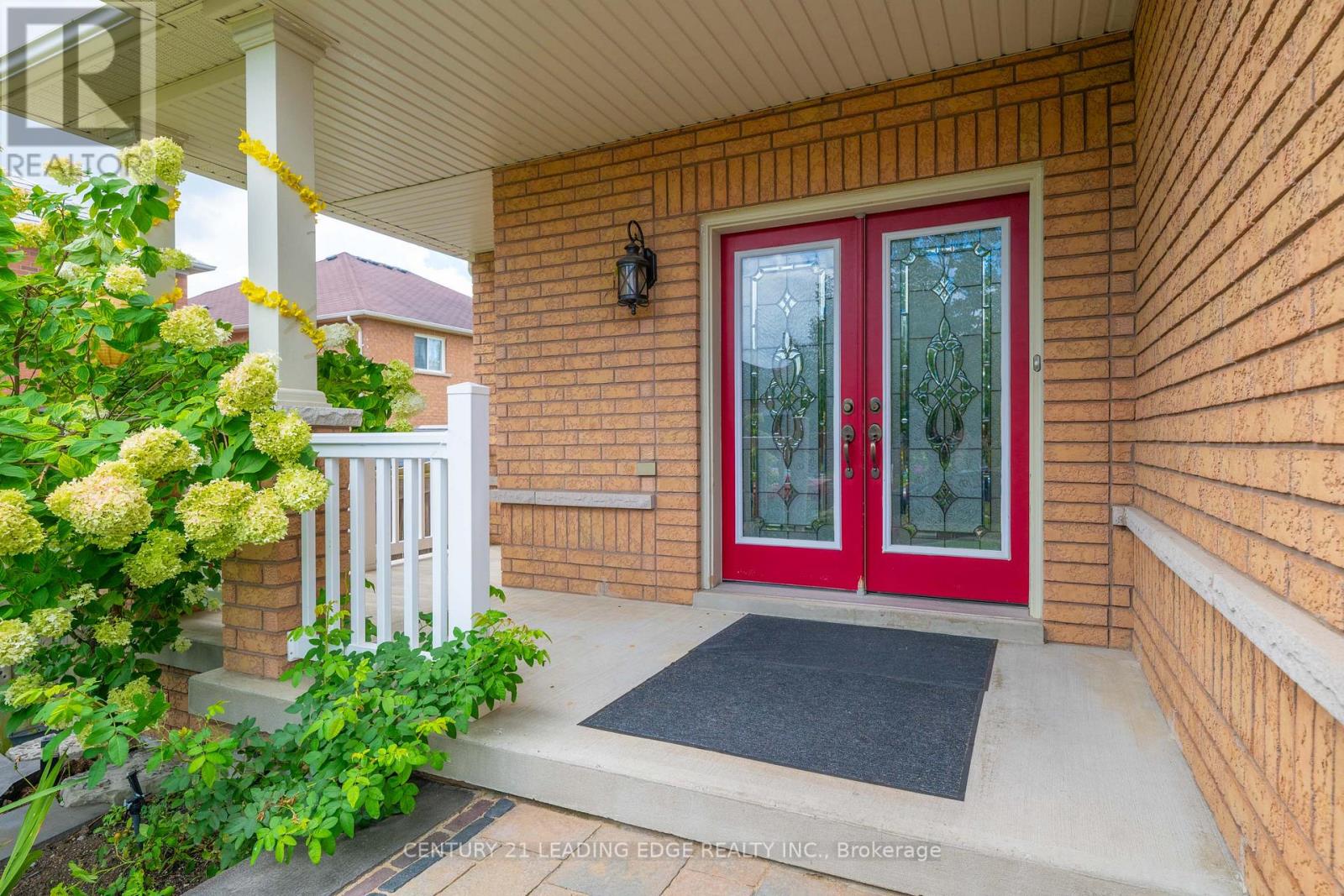 1530 Rockaway Street East, Oshawa, ON photo 4