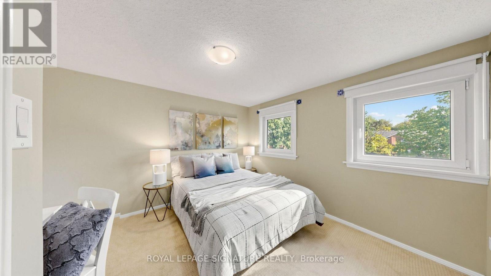 16 MEYER CIRCLE - Image 15