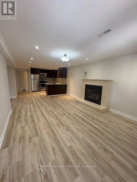 Photo of 87 Newport Square