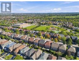 621 Society Crescent, Newmarket, ON L3X2V8 Photo 48