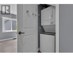 Units 1 + 2 + Coach House - 12 Dufferin Street, Barrie, ON L4N2J7 Photo 10