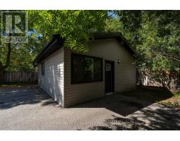 Units 1 + 2 + Coach House - 12 Dufferin Street, Barrie, ON L4N2J7 Photo 14