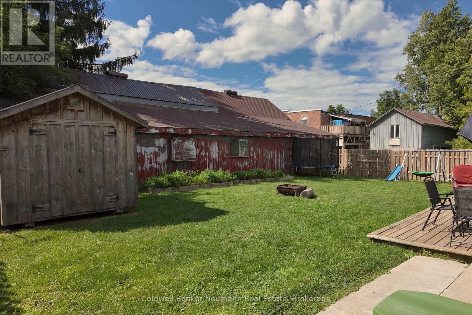 2056 MILL STREET E - 29