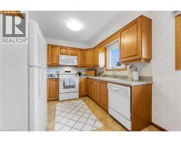 Family room - 2134 Cartier Crescent, Burlington, ON L7P2Z5 Photo 11