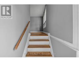 2428-2430 Iris Street, Ottawa, ON K2C1C6 Photo 8