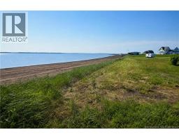 1660sm De La Grande Marée, Shippagan, NB E8S3B1 Photo 12