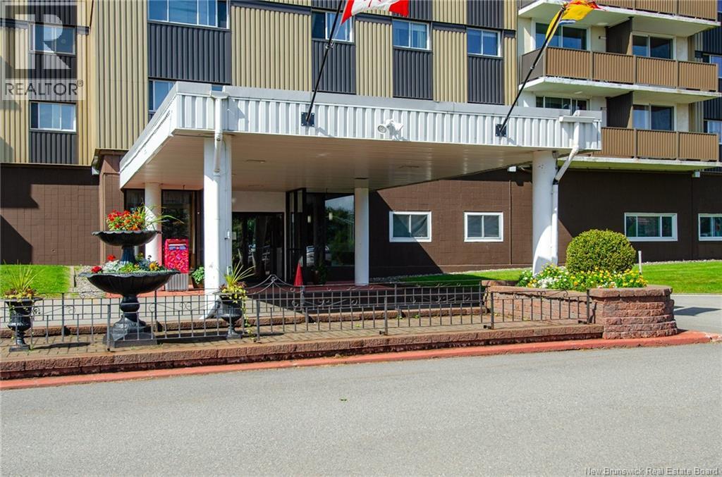 310 Woodward Avenue Unit# 1506, Saint John, New Brunswick, E2K2L1, Saint John, New Brunswick — photo 2 of 5