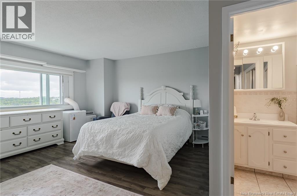 #1506 310 Woodward Avenue - Image 31
