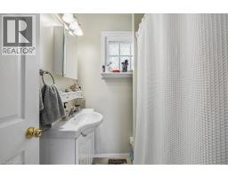 155 1/2 Lake Street, St  Catharines, ON L2R5Y5 Photo 26